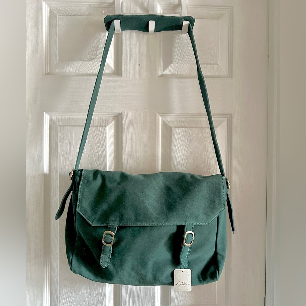 FREE PEOPLE Zahara Suede Messenger Bag / Enchanted Forest - Picture 11 of 16